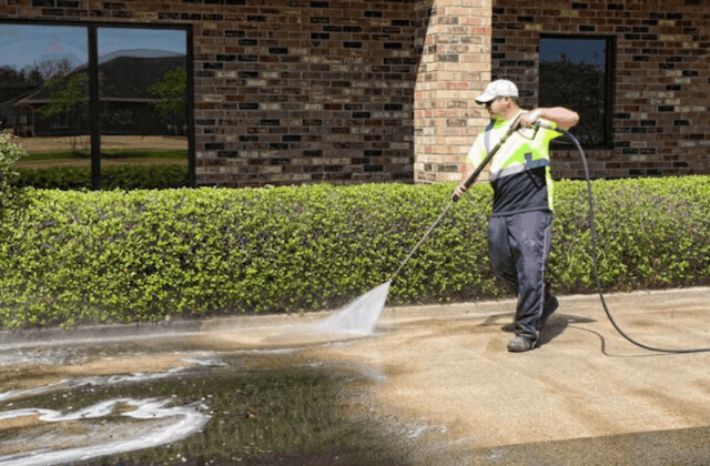 commercial concrete cleaning in minneapolis